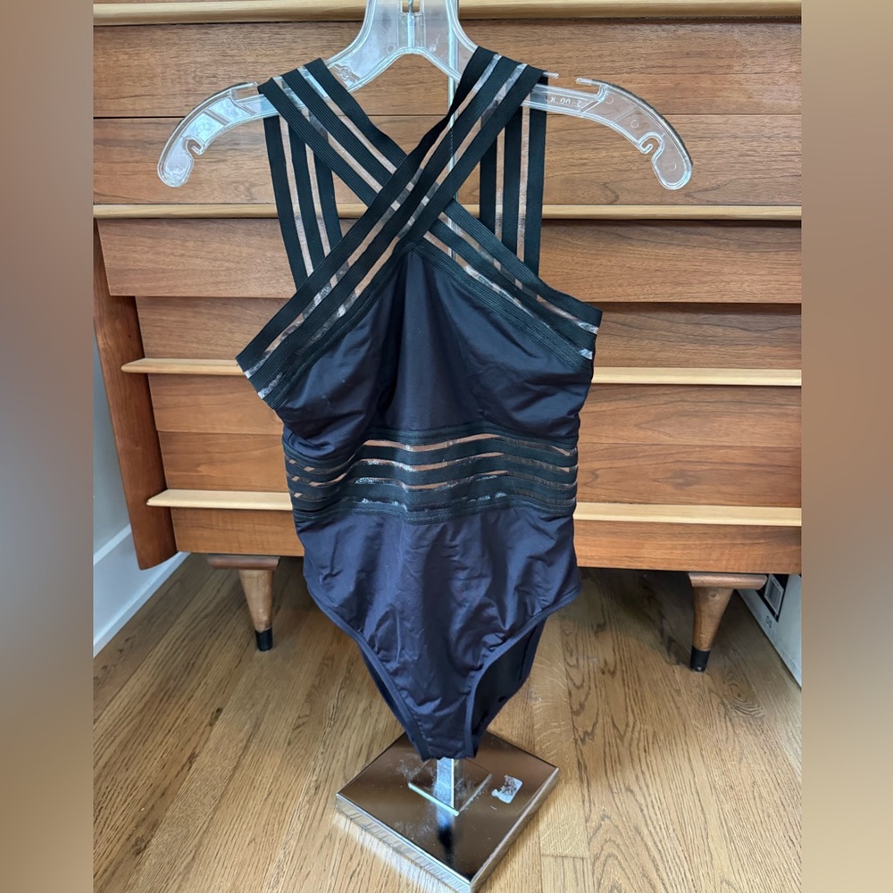 Black luxury Kenneth Cole black high neck cutout one piece swimsuit
